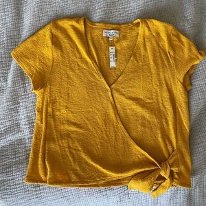 Madewell Texture and Thread wrap shirt